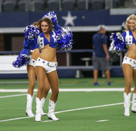 PDC190823012_Meet_the_Team