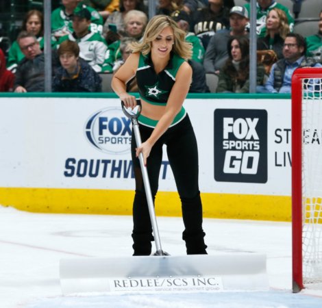 DSIG-Stars-vs-Wild-1