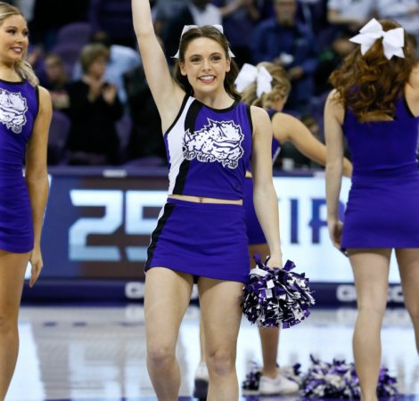 TCU-Cheer-TCU-vs-Texas-WBB-2