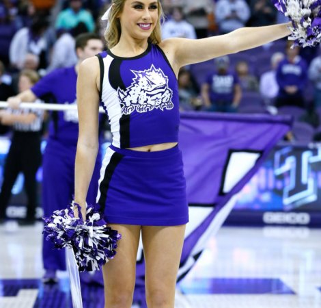 TCU-Cheer-TCU-vs-Texas-WBB-4
