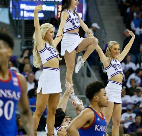 TCU-Cheer-TCU-vs-Kansas-MBB-6