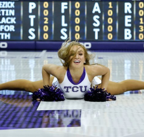 TCU-Showgirls-TCU-vs-WV-5